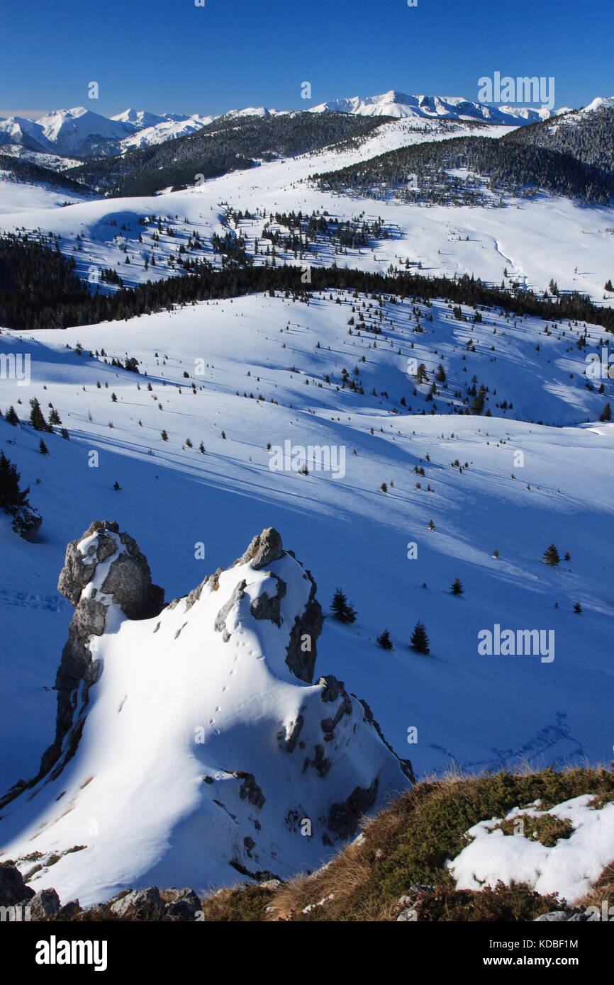 Hajla montagne sur la frontière entre le Kosovo et le Monténégro en hiver Banque D'Images