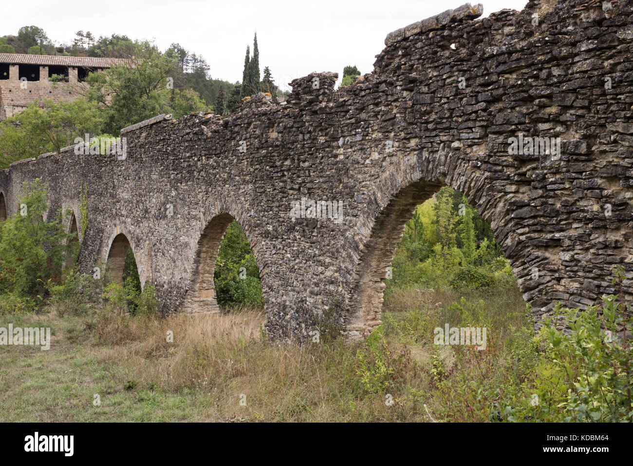 St-Polycarpe, près de Limoux, Corbières, France, reste de l'aqueduc romain Banque D'Images