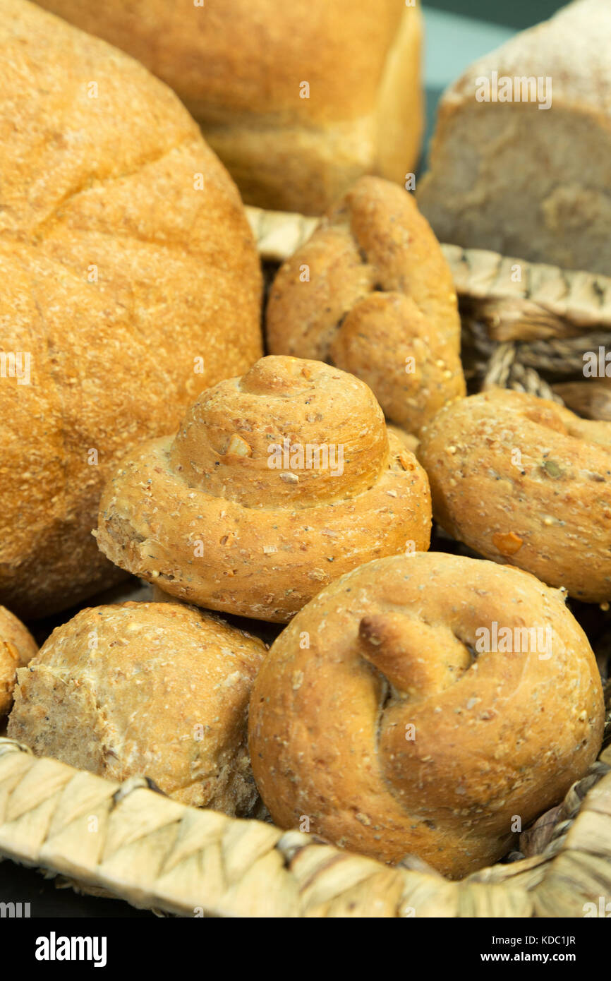 Pain - une variété de pains différents, petits et grands, Royaume-Uni Banque D'Images