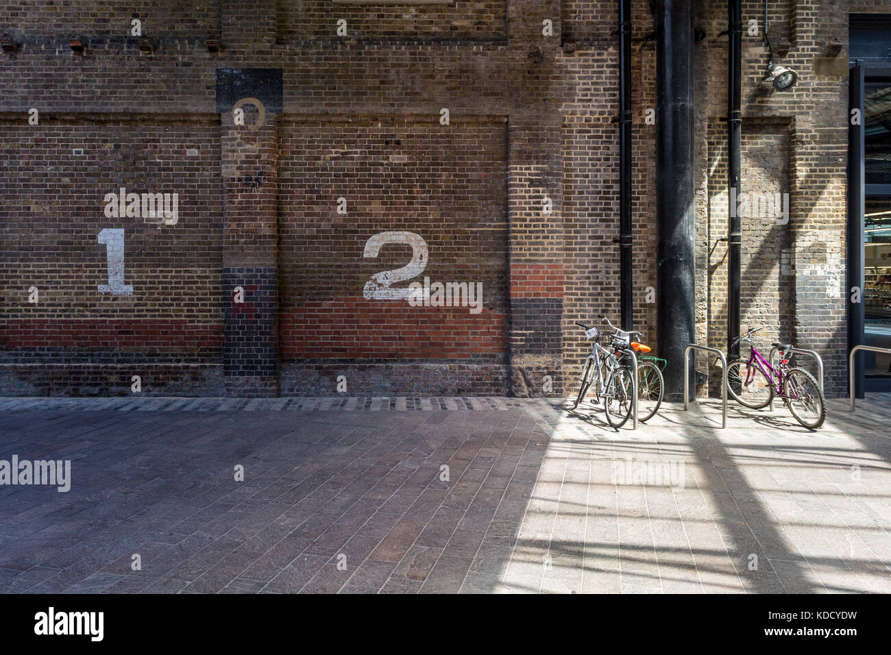 Westside Canopy par Midland Marchandises Shed, King's Cross, Londres, UK Banque D'Images