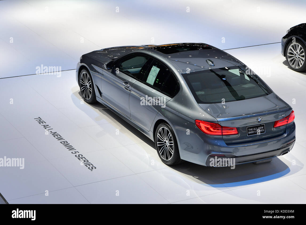 NONTHABURI - 28 mars : La toute nouvelle BMW Série 5 sur l'affichage à la 38e International Salon automobile de Bangkok Thaïlande 2017 Le 28 mars 2017, Nonthaburi Th Banque D'Images