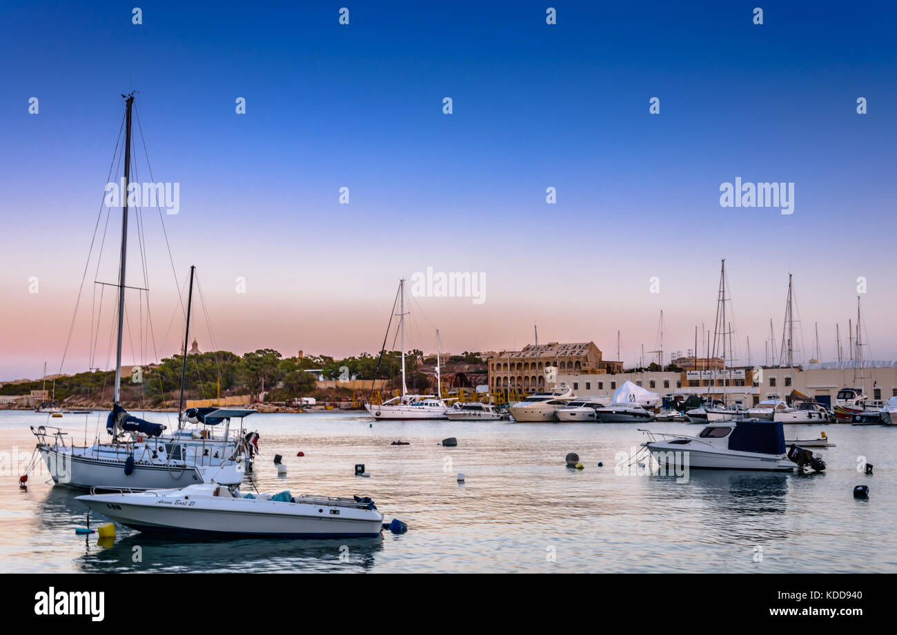 Coucher de soleil sur le port de sliema Banque D'Images