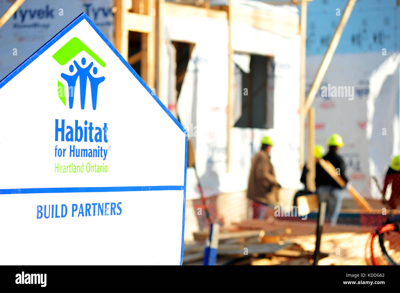 Un signe d'habitat pour l'humanité à l'extérieur d'un site de construction en Ontario Banque D'Images
