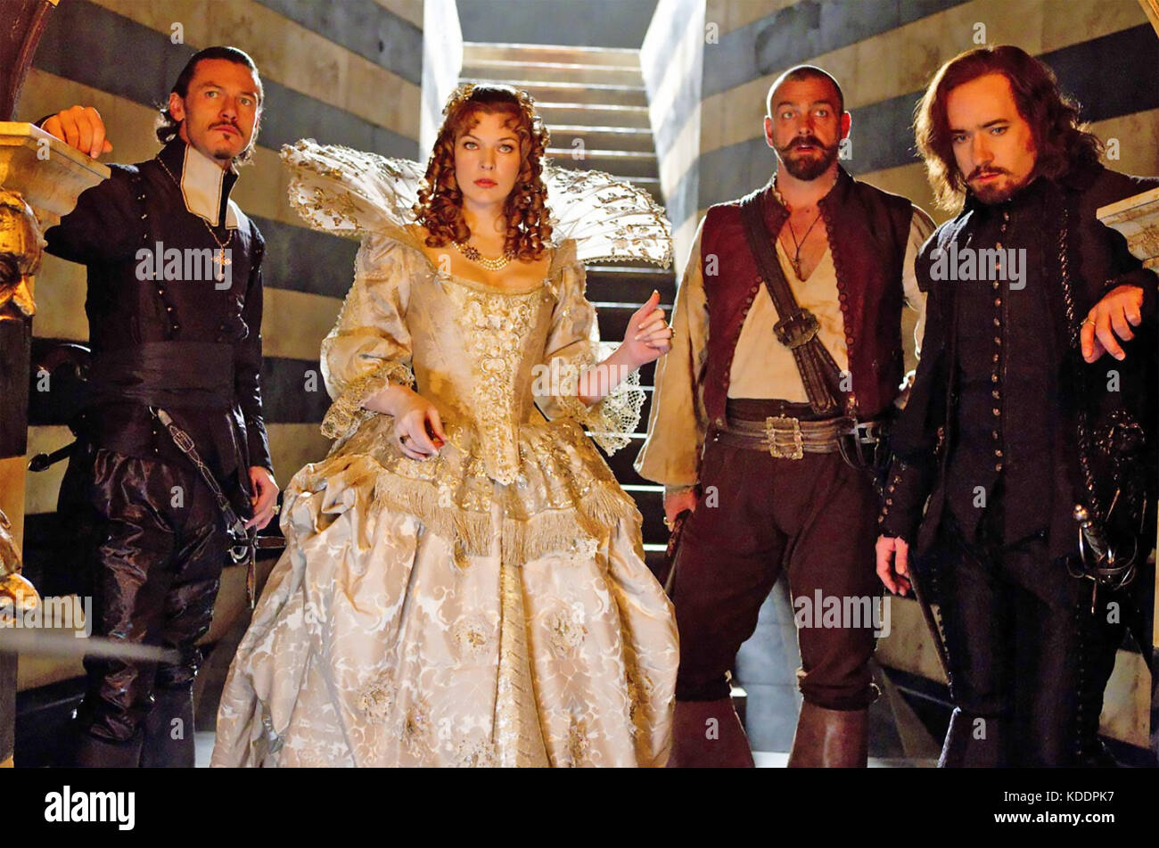 Les TROIS MUSKETEERS 2011 Summit Entertainment film avec de gauche: Matthew Macfadyen, Milla Jovovich, Ray Stevenson, Luc Evans Banque D'Images