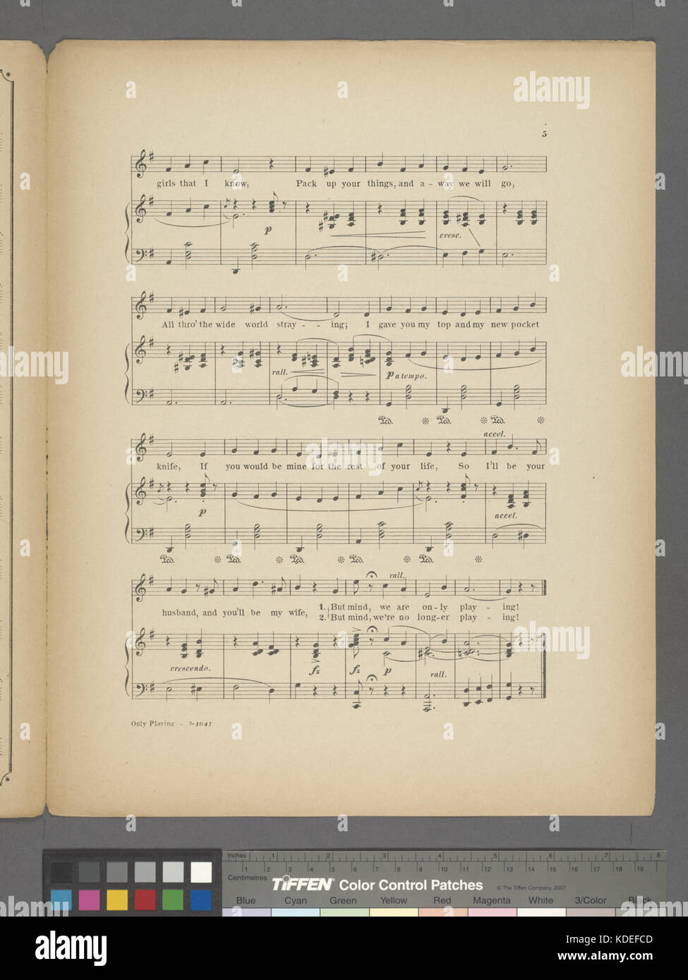 L'image intitulée « Only Playing » est probablement liée à une scène capturée par la New York public Library, peut-être liée au théâtre, à la musique ou à l'art de la performance, reflétant l'expression artistique et la signification culturelle de l'époque. Banque D'Images