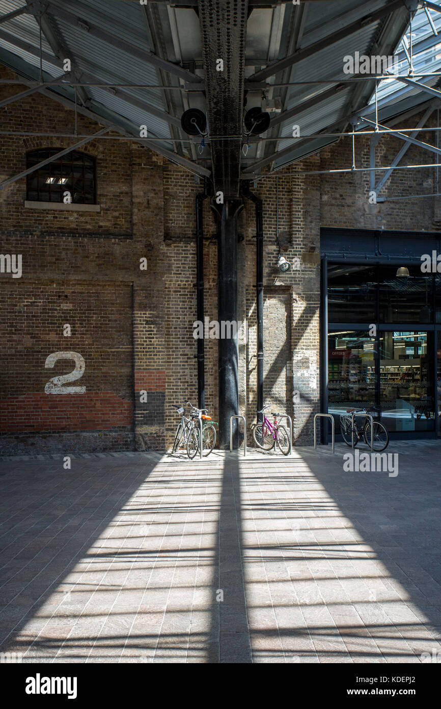 Westside Canopy par Midland Marchandises Shed, King's Cross, Londres, UK Banque D'Images