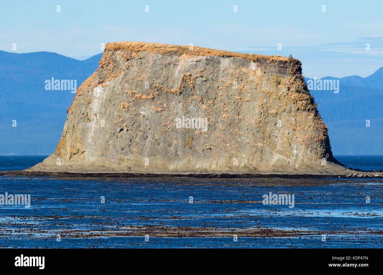 Seal Rock, détroit de Juan de Fuca Scenic Byway, Snow Creek accès Pêche, Washington Banque D'Images