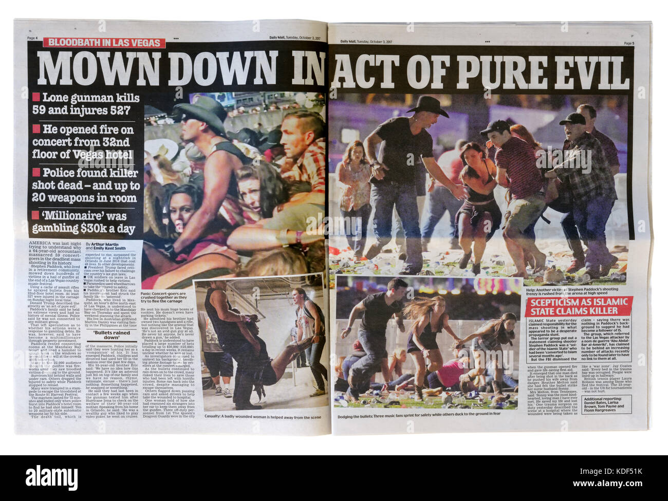 Daily Mail pages intérieures titre après la prise de masse de Las Vegas, le 1er octobre 2017 Banque D'Images
