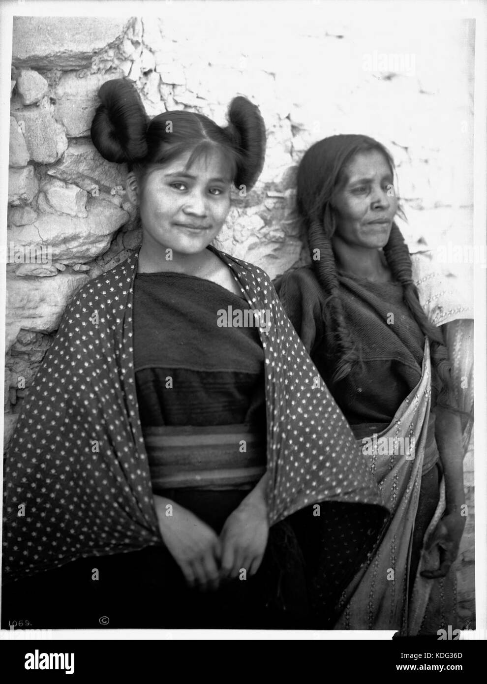 Hopi indian woman Banque de photographies et d'images à haute résolution -  Alamy