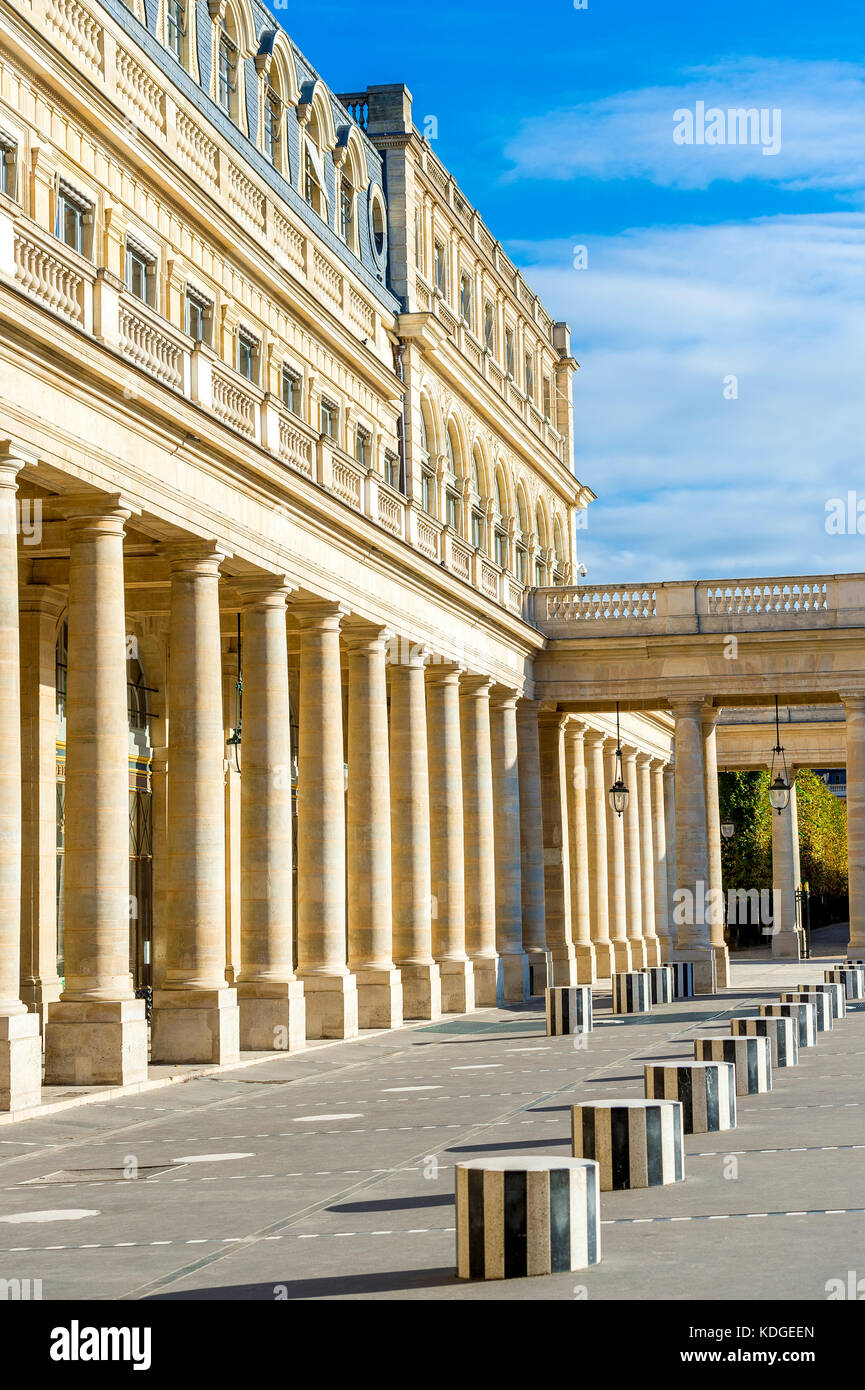 Place palais royal Banque de photographies et d’images à haute ...