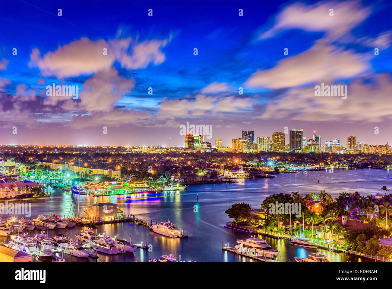 Fort Lauderdale, Floride, USA cityscape au crépuscule. Banque D'Images