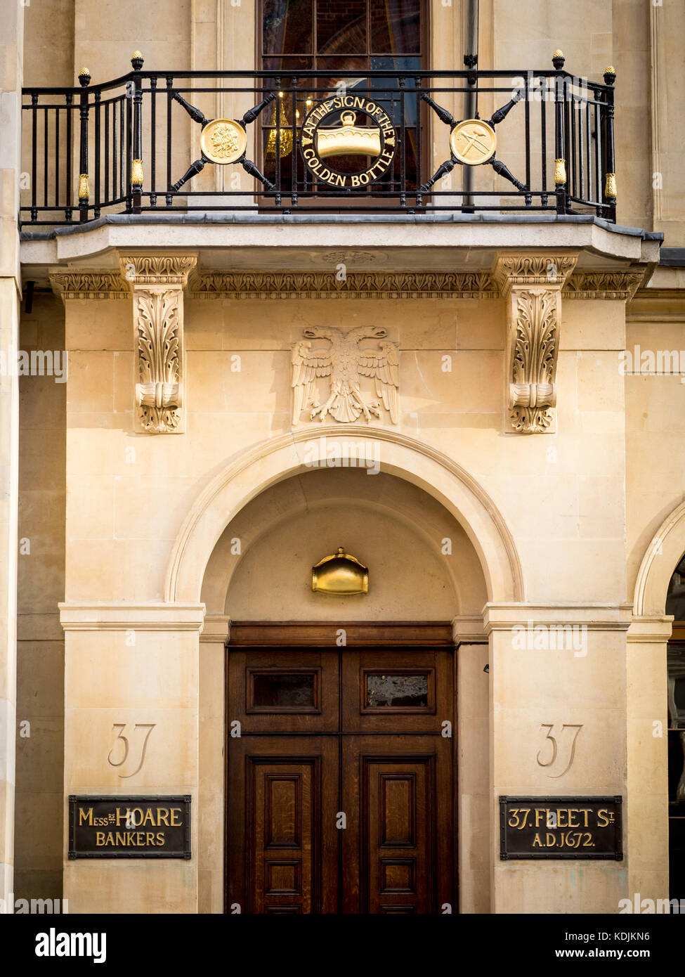 C. Hoare & Co - signe extérieur de Hoare Banque Privée de Fleet Street Central London UK Banque D'Images