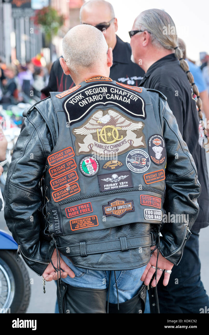 Back of leather jacket Banque de photographies et d'images à haute  résolution - Alamy