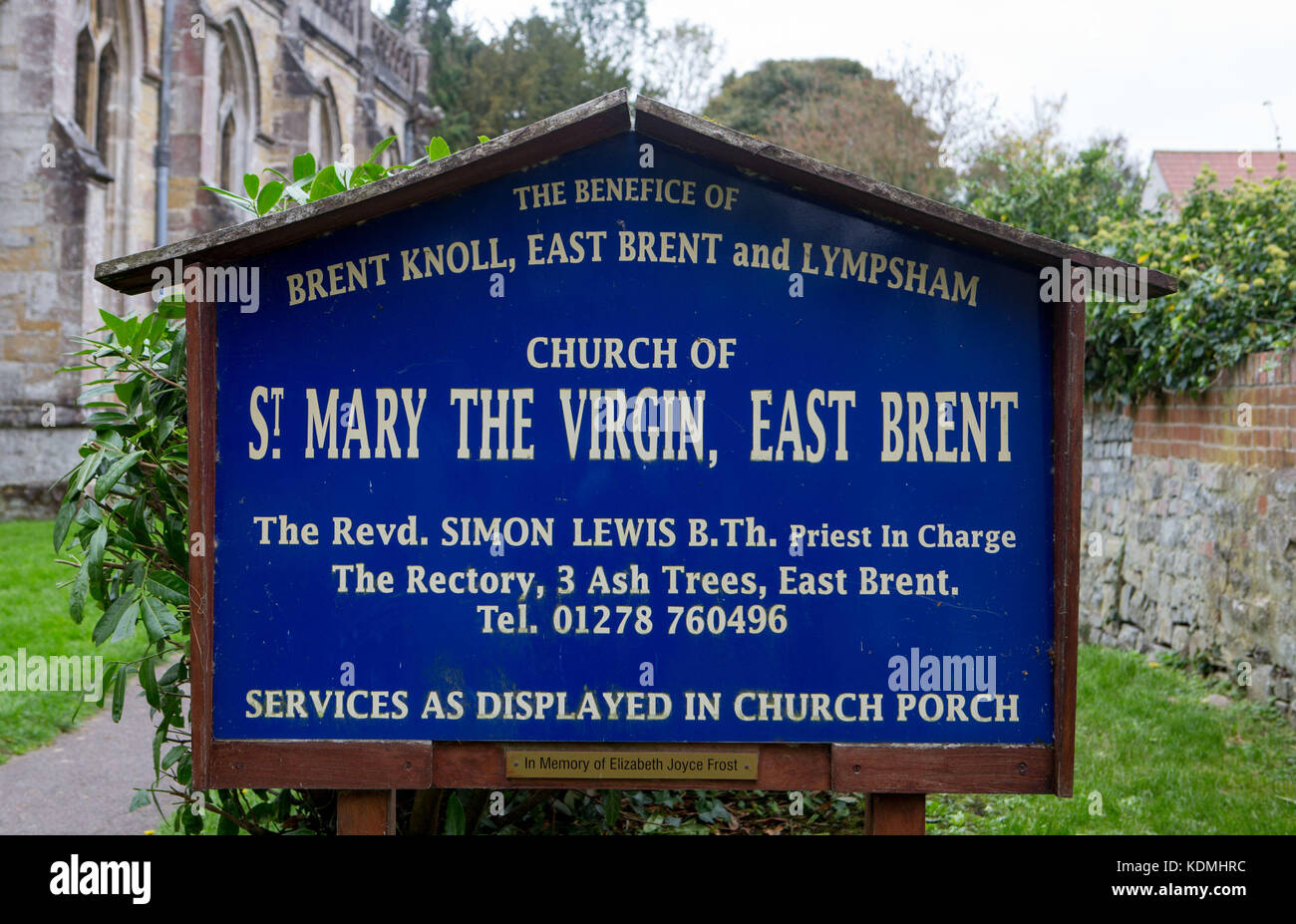 Une vue générale de St Mary the Virgin, east brent, Somerset, Angleterre où tout-rond ben stokes et sa fiancée clare ratcliffe sont d'être mariés. Banque D'Images
