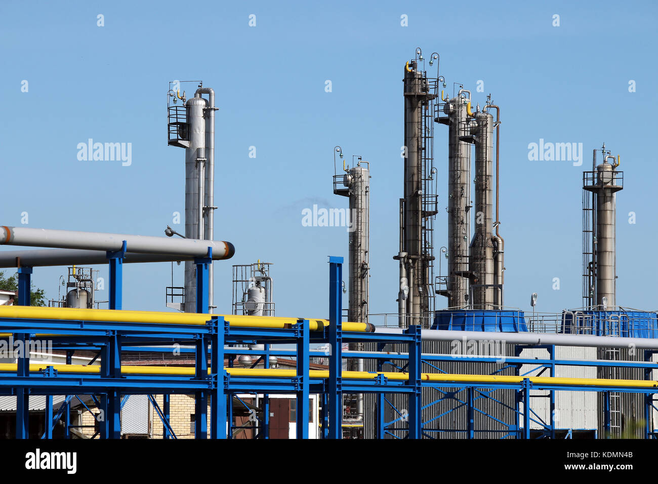 L'industrie de l'usine pétrochimique de la raffinerie de pétrole Banque D'Images