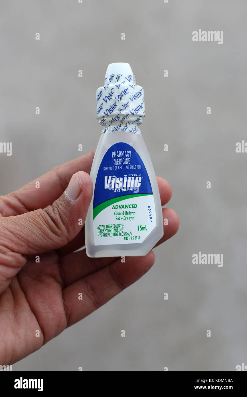 Les gouttes visine isolated Banque D'Images