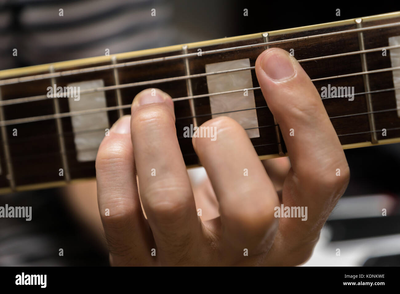 Guitare électrique close-up à l'accord pour la musique rock Banque D'Images