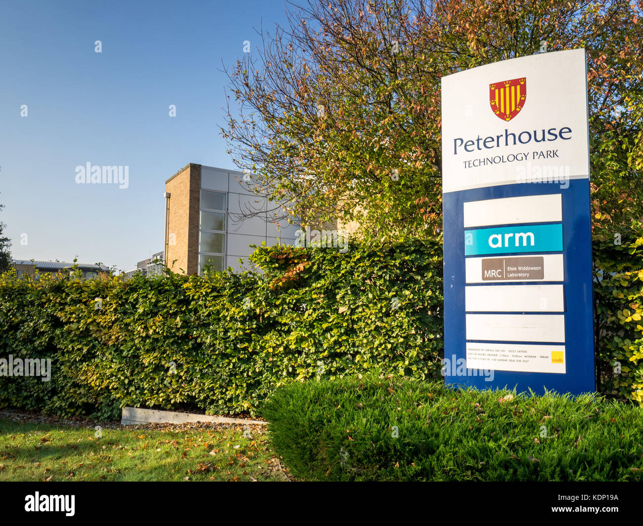 Siège social BRAS Campus à Cambridge - nouveau design 2017 note logo de l'entreprise. Bras est filiale en propriété exclusive de Groupe SoftBank Corp. Banque D'Images