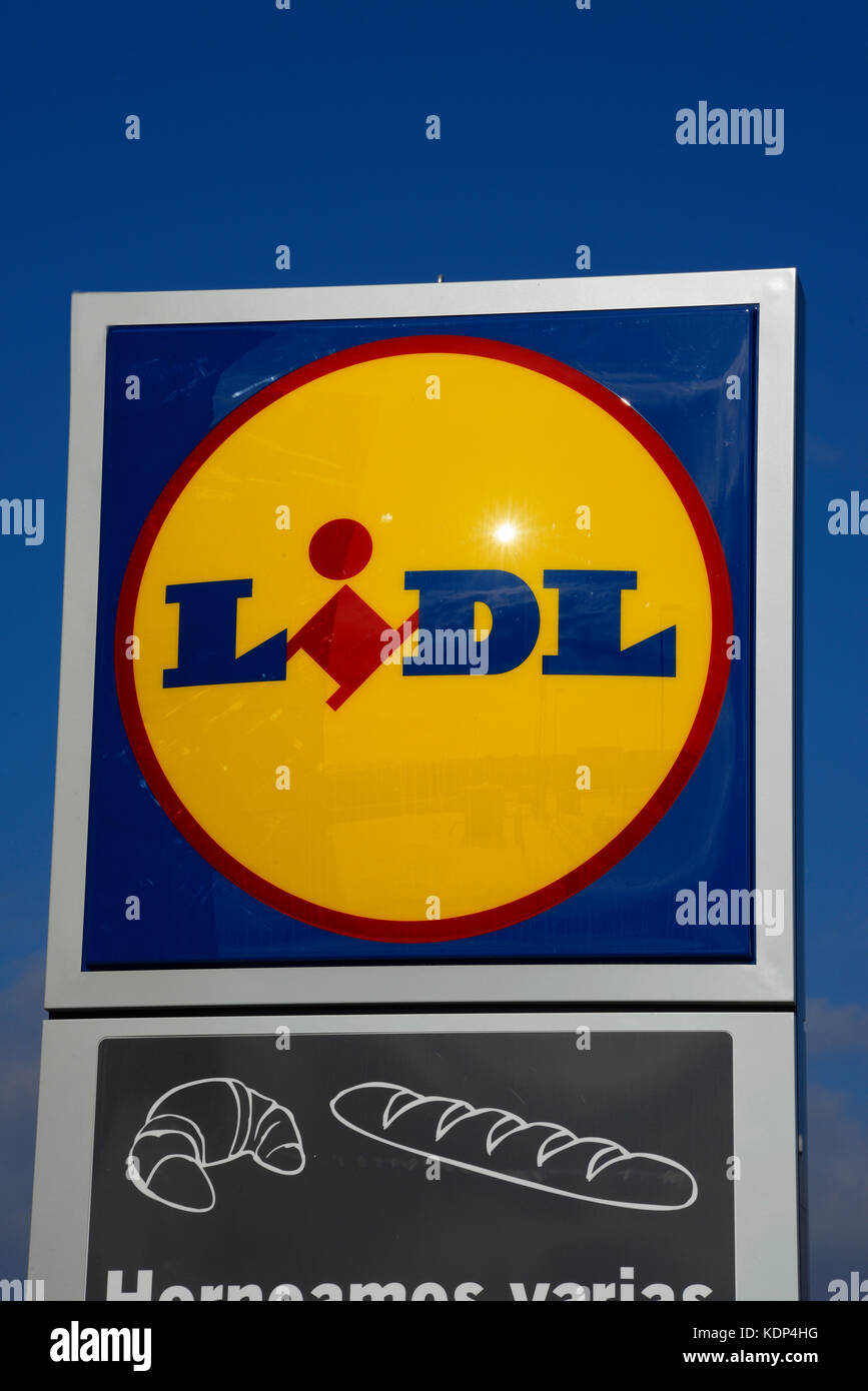 Enseigne de magasin Lidl à Ciudad Quesada, Costa Blanca, Espagne, Europe. Nom de marque du logo Banque D'Images