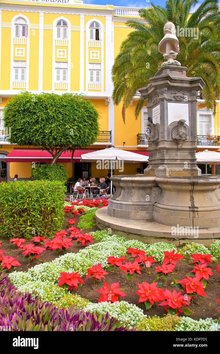 Restaurant dans la Plaza de Cairasco, Triana, Las Palmas de Gran Canaria, Gran Canaria, Îles Canaries, Espagne, l'océan Atlantique, l'Europe Banque D'Images