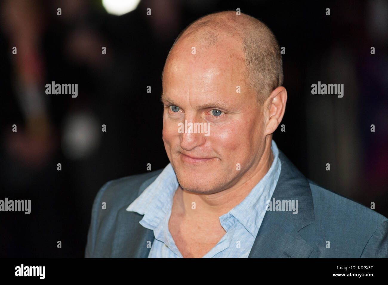 Londres, Royaume-Uni. 15 octobre 2017. Woody Harrelson arrive pour le uk film premiere de 'trois panneaux d'extérieur ebbing, Missouri' à Odéon leicester square lors de la 61e BFI London Film Festival, soirée de clôture du gala. crédit : wiktor szymanowicz/Alamy live news Banque D'Images