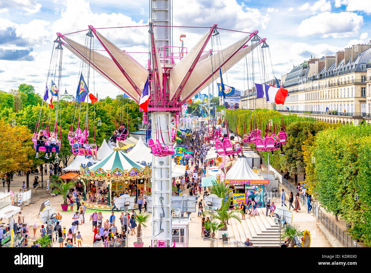 La Swinging chaires dans la Fête des Tuileries à Paris Banque D'Images