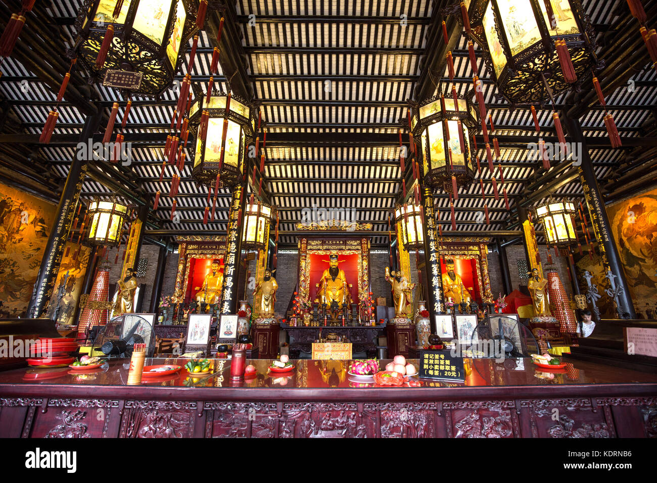Guangzhou, Chine - février, 10,2015:Cheng huang temple est le temple célèbre à guangzhou chine. Banque D'Images