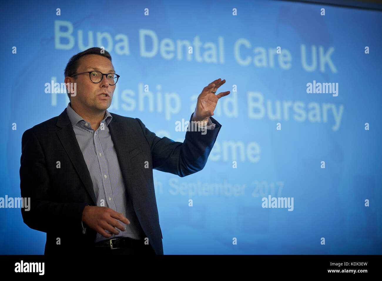 L'École dentaire de l'Université de Manchester célèbre un partenariat avec soins dentaires BUPA qui profiteront à leurs étudiants en médecine dentaire. Photo David Leathe Banque D'Images