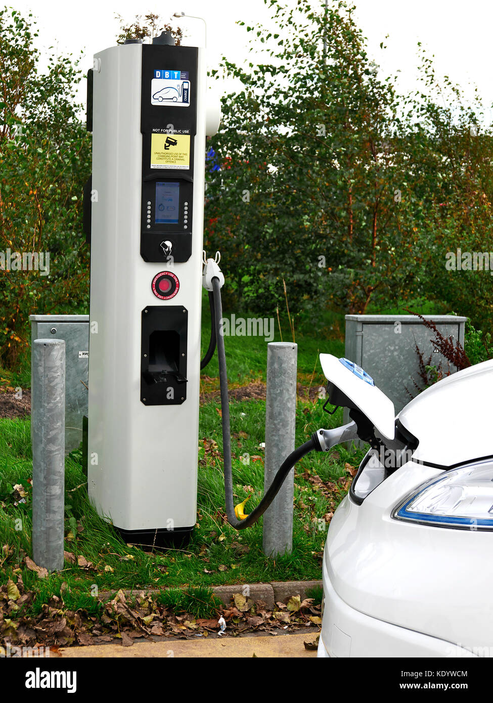 Point de recharge de véhicules électriques Banque D'Images