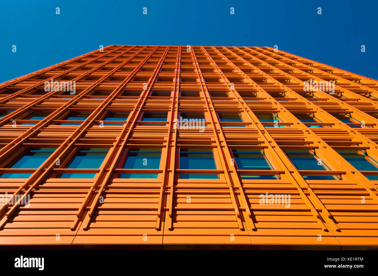 Londres, Angleterre, Royaume-Uni. Central St Giles - édifices / restaurants (Renzo Piano) à St Giles High Street, Camden. Banque D'Images