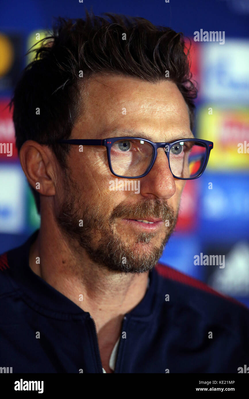 Eusebio Di Francesco, entraîneur-chef de Rome, lors d'une conférence de presse au pont Stamford, Londres. Banque D'Images