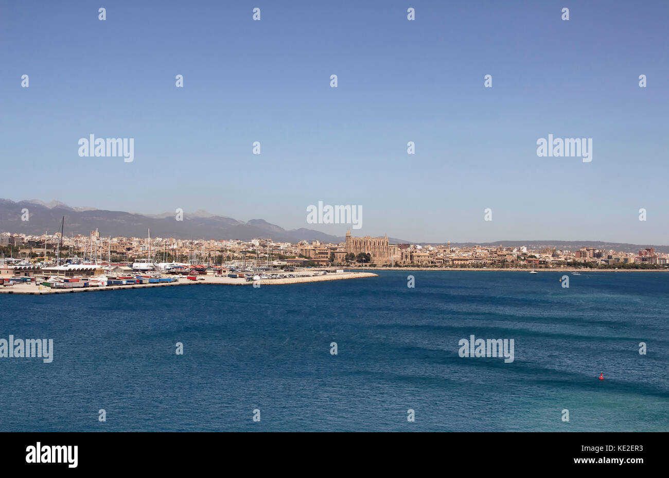 Vue aérienne de la ville de Palma de Majorque. c'est une ville et capitale de l'île espagnole de Vue aérienne de la ville de Palma de Majorque. c'est une ville et capitale de l'île espagnole de