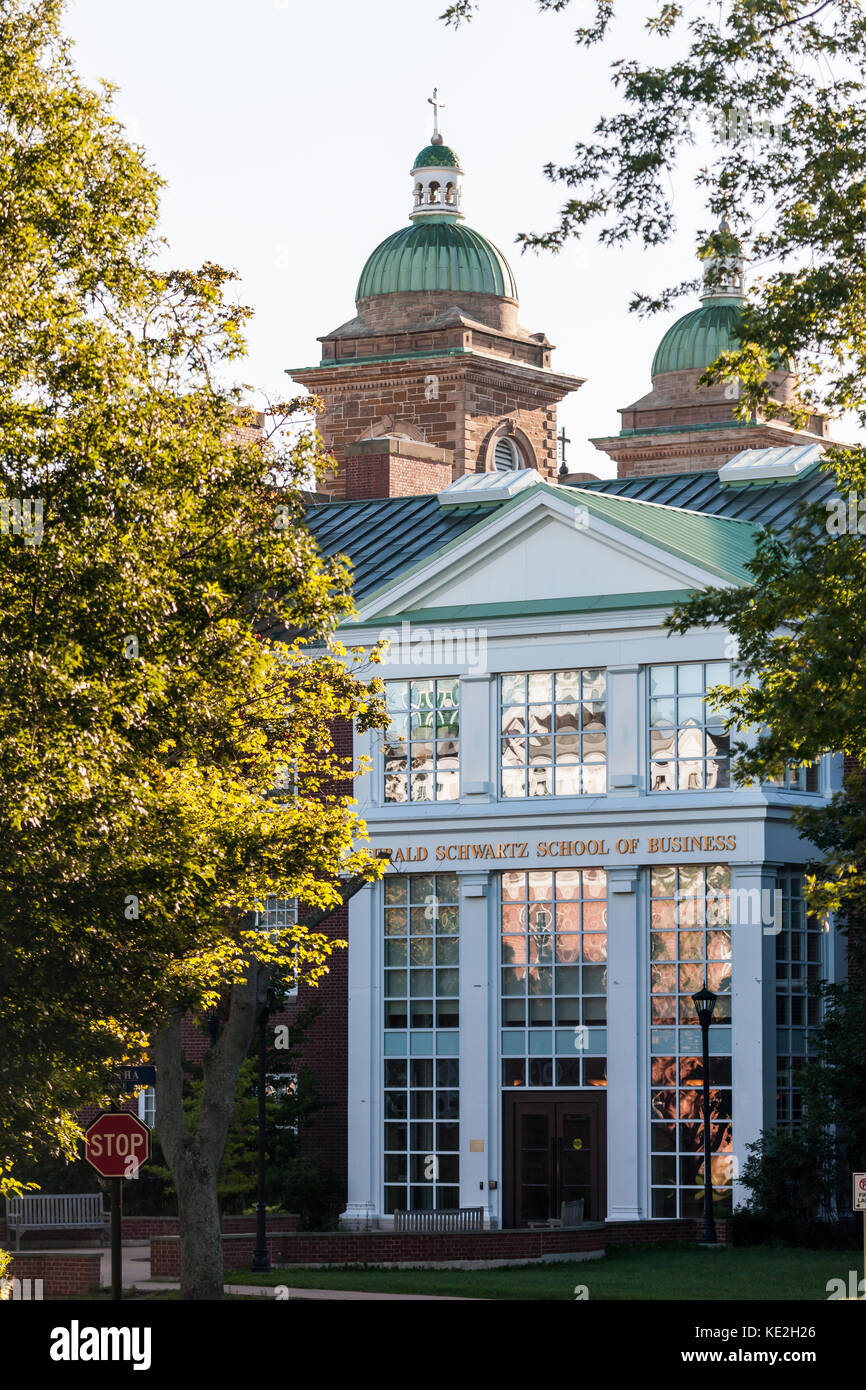 La Gerald Schwartz School of Business de l'Université St. Francis Xavier à Antigonish, N.-É., le 28 août 2017. Banque D'Images