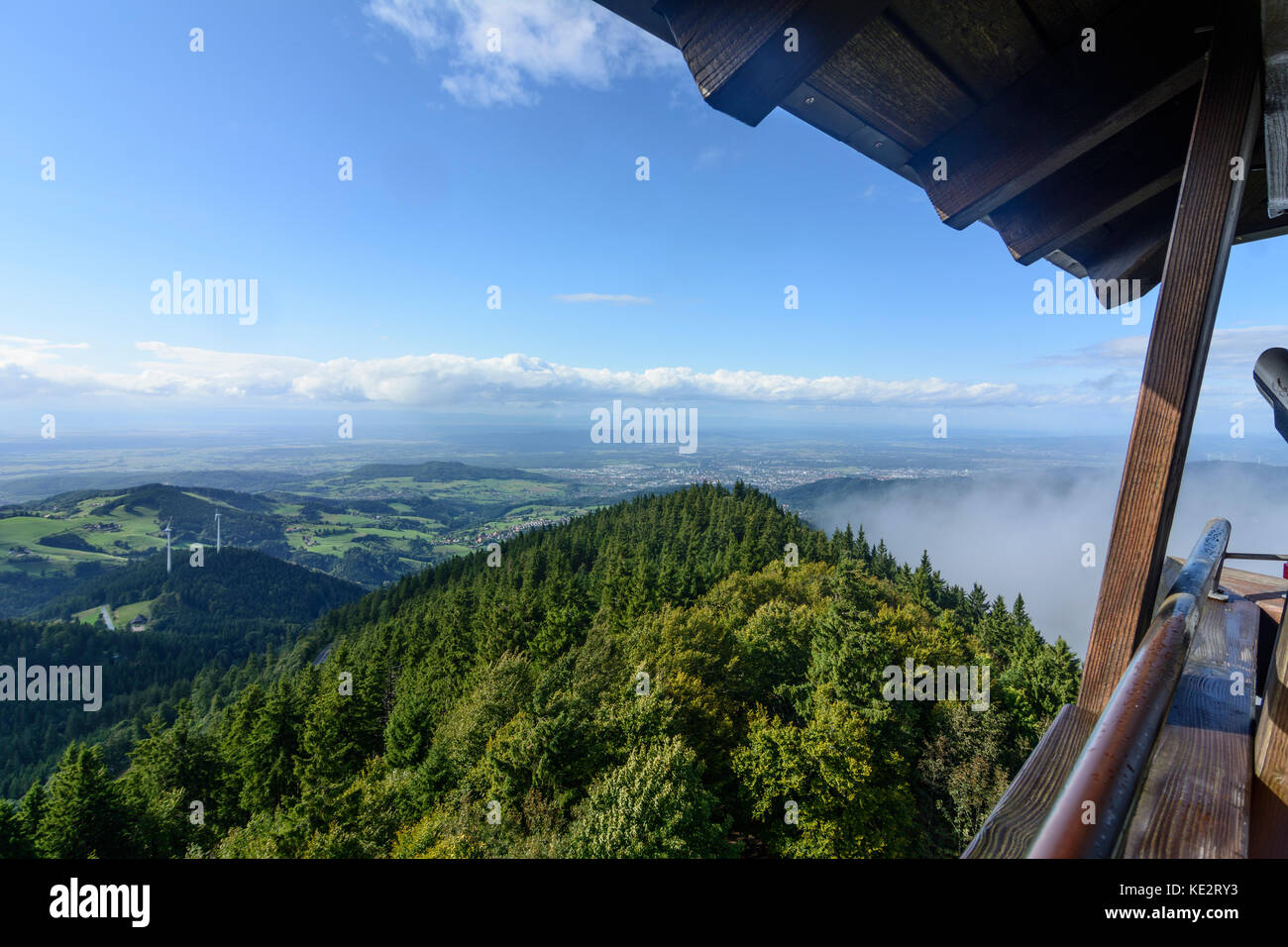 Tour d'observation Eugen-Keidel-Turm à mountain view, Schauinsland à Freiburg, Oberried (Breisgau), Schwarzwald, Forêt-Noire, Bade-Wurtemberg, Allemagne Banque D'Images
