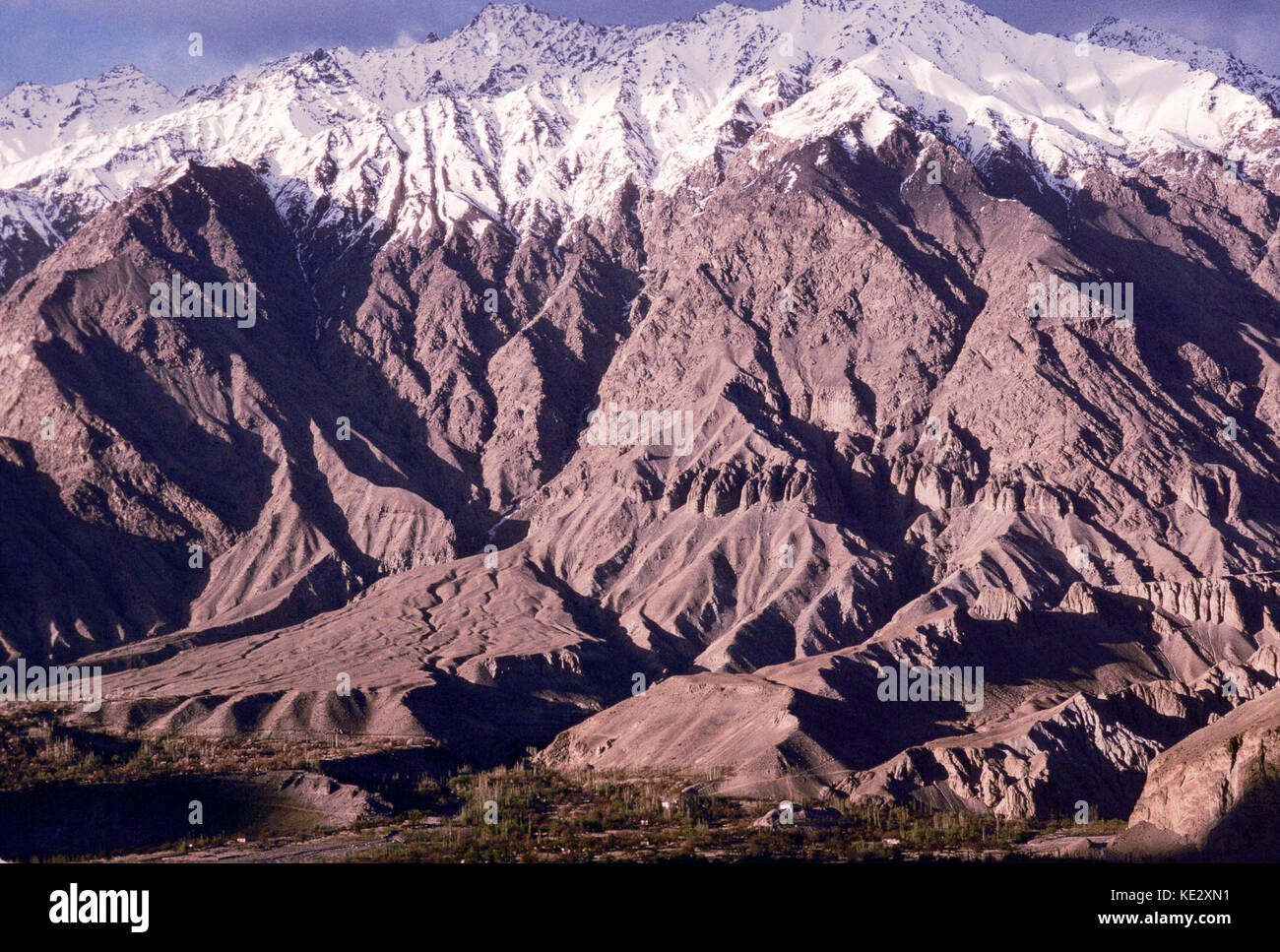 La vallée de l'Indus, au Cachemire. Le PAKISTAN 4/89. Banque D'Images