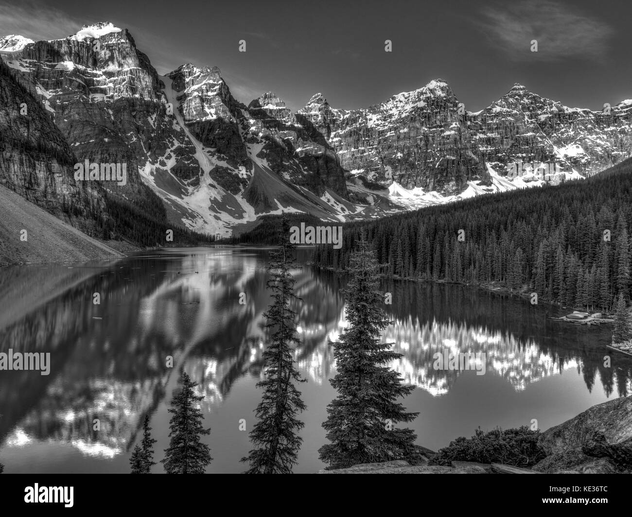 Le lac Moraine Banff National Park, Alberta Banque D'Images