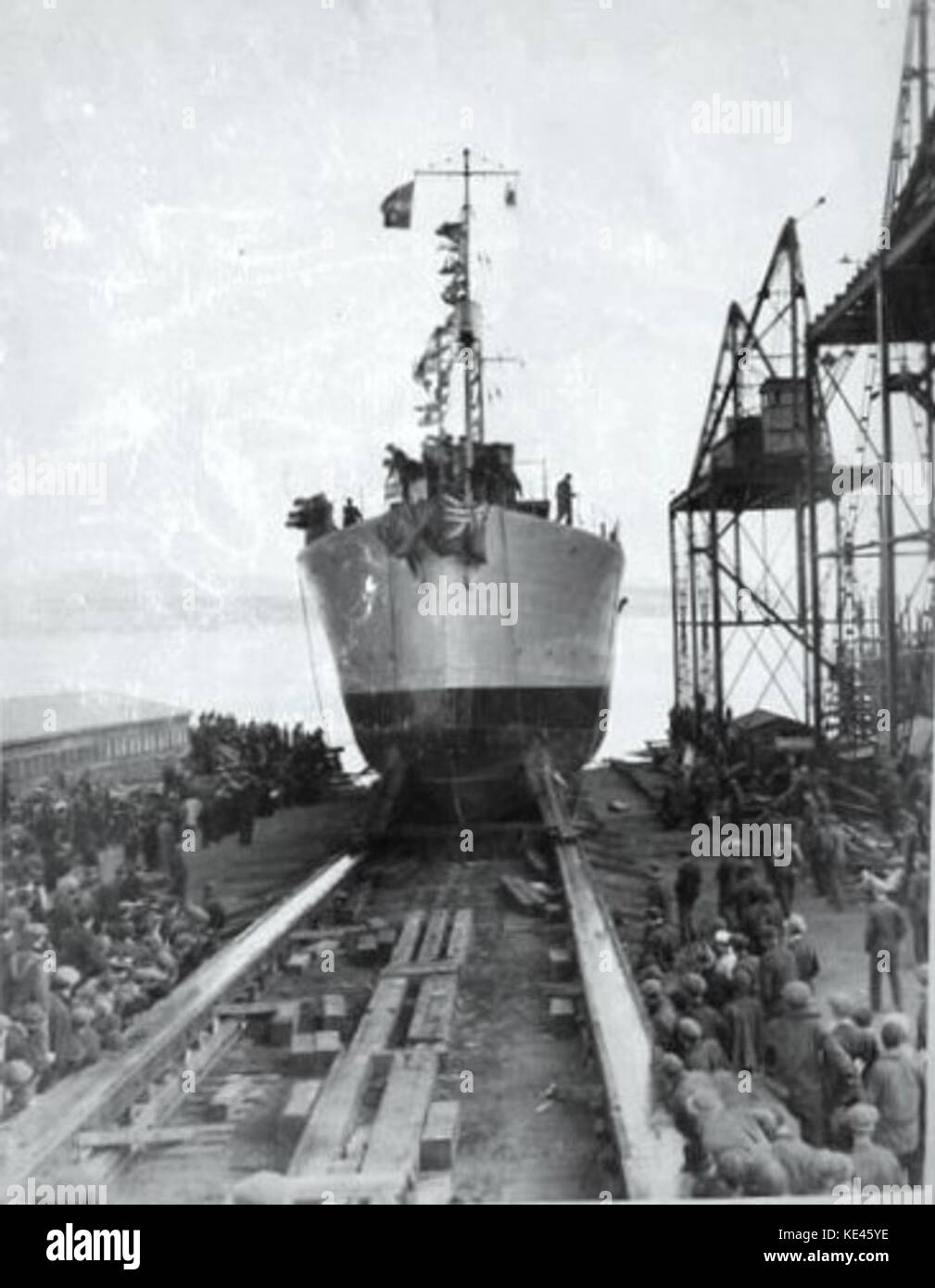 Lancement d’un navire au chantier Davie, un événement important dans l’histoire de la construction maritime et de la construction navale. Banque D'Images