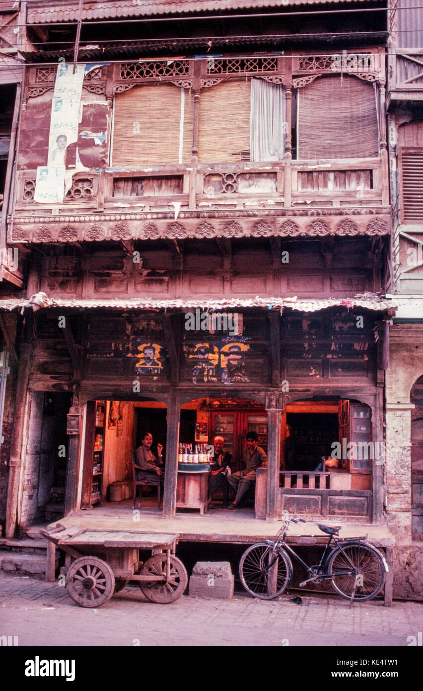 Voyage de l'indus', une maison de thé à Peshawar, Pakistan Banque D'Images