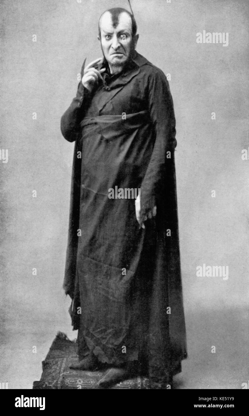 Maurice Renaud comme personnage de Arrigo Boito, efistofele "Opéra". Le baryton français, 24 juillet 1861 - 16 octobre 1933. Banque D'Images