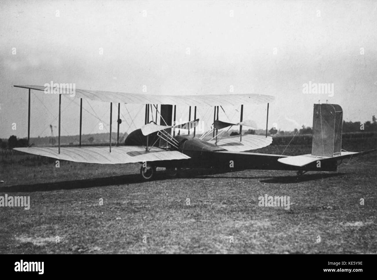 Wright Modèle H trois quart vue sur la masse, Simms, près de Dayton, Ohio, 1914 (10485) A.S. Banque D'Images