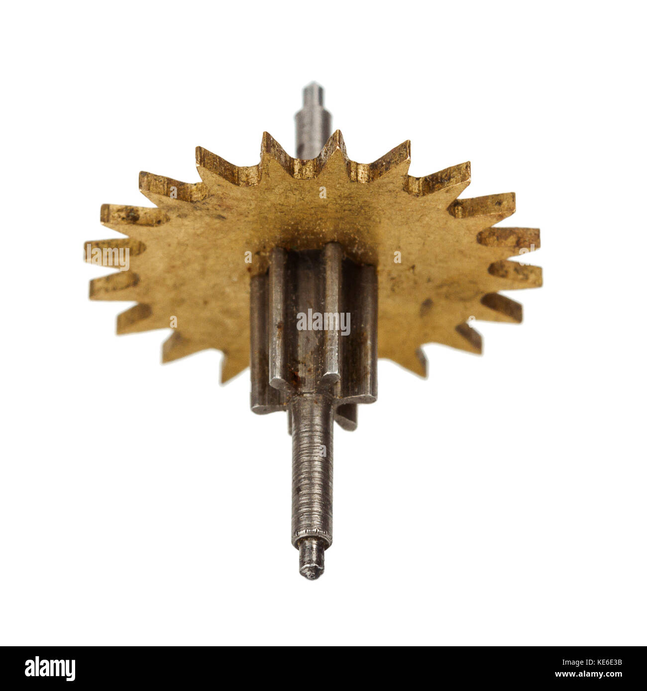 Pignon d'horlogerie ancienne isolé sur fond blanc Banque D'Images