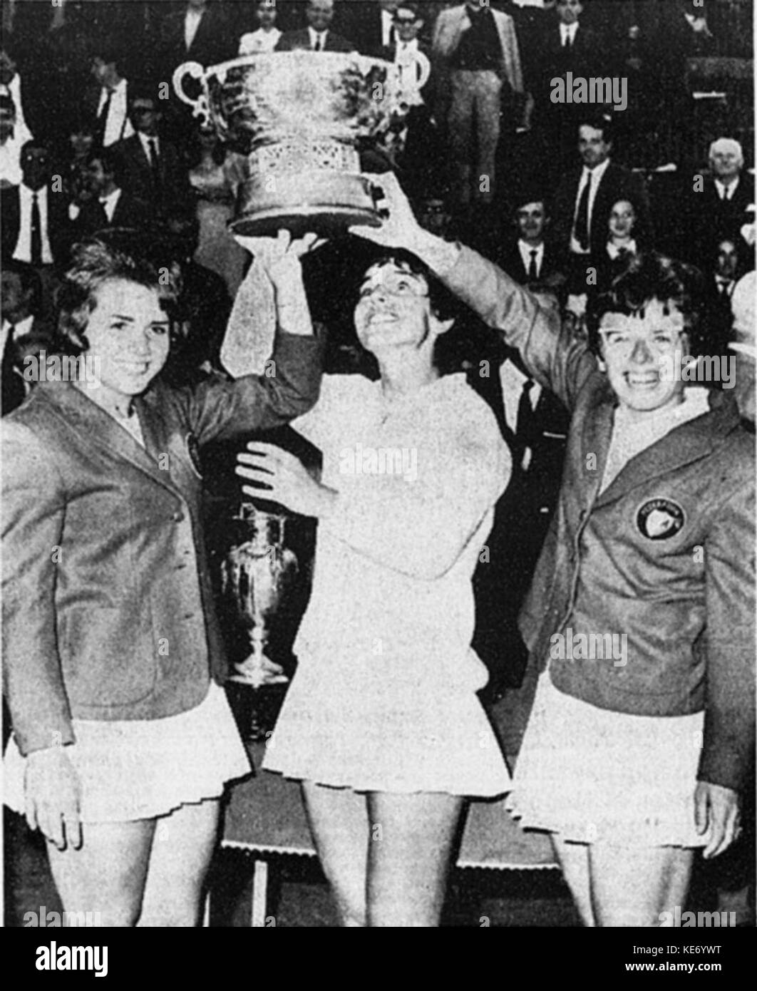 L'équipe de la Fed Cup des États-Unis a participé au tournoi de 1966 organisé à Turin, en Italie, dans le cadre du championnat international de tennis féminin. Banque D'Images