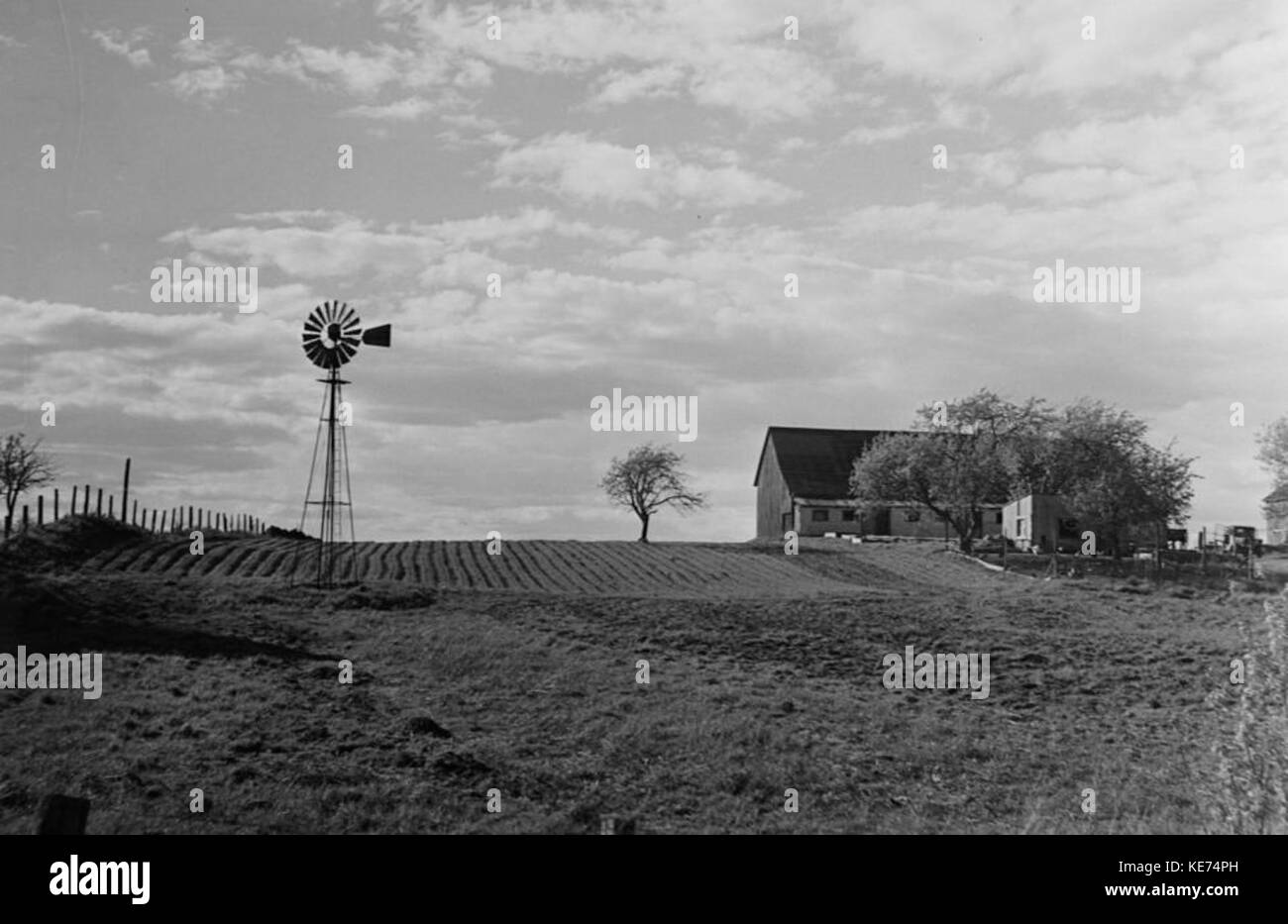 Les terres agricoles. Ferme à Laval des Rapides BAnQ P48S1P06800 Banque D'Images