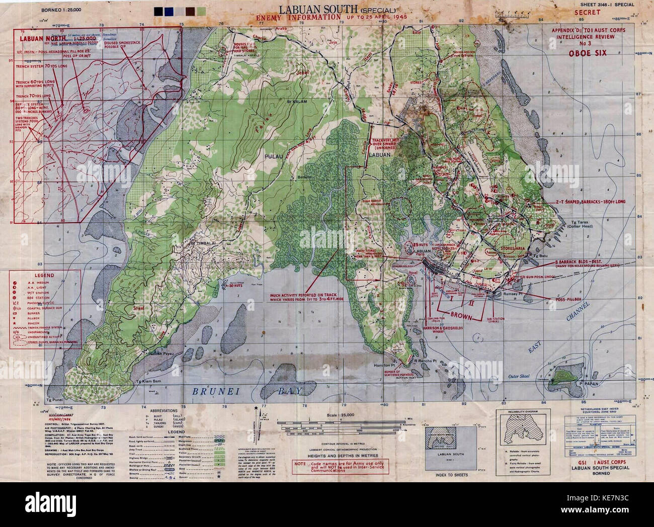 La carte du sud de Labuan marqués d'estimer les positions japonaises et les plages d'invasion en avril 1945 Banque D'Images