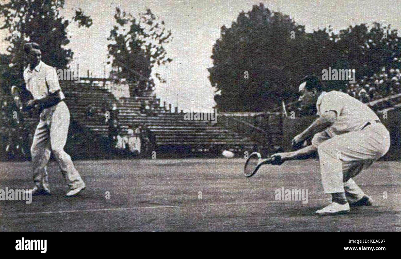 Vincent Richards (G.) et Francis Hunter (D.), vainqueurs du double messieurs aux JO de 1924 Banque D'Images