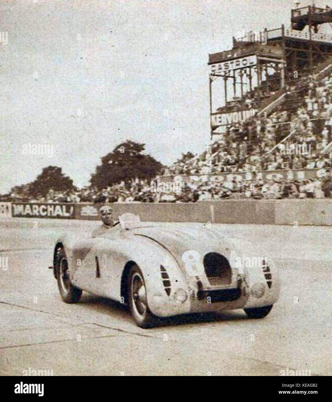 Jean Pierre Wimille, lors du Grand Prix de l'ACF 1936 Banque D'Images