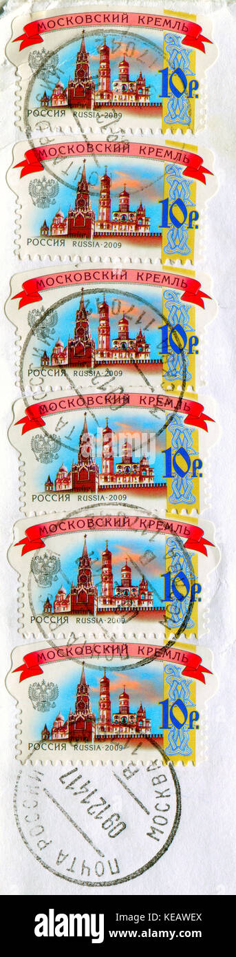 GOMEL, BÉLARUS, 13 octobre 2017, de timbres en Russie montre image du Kremlin de Moscou, vers 2009. Banque D'Images
