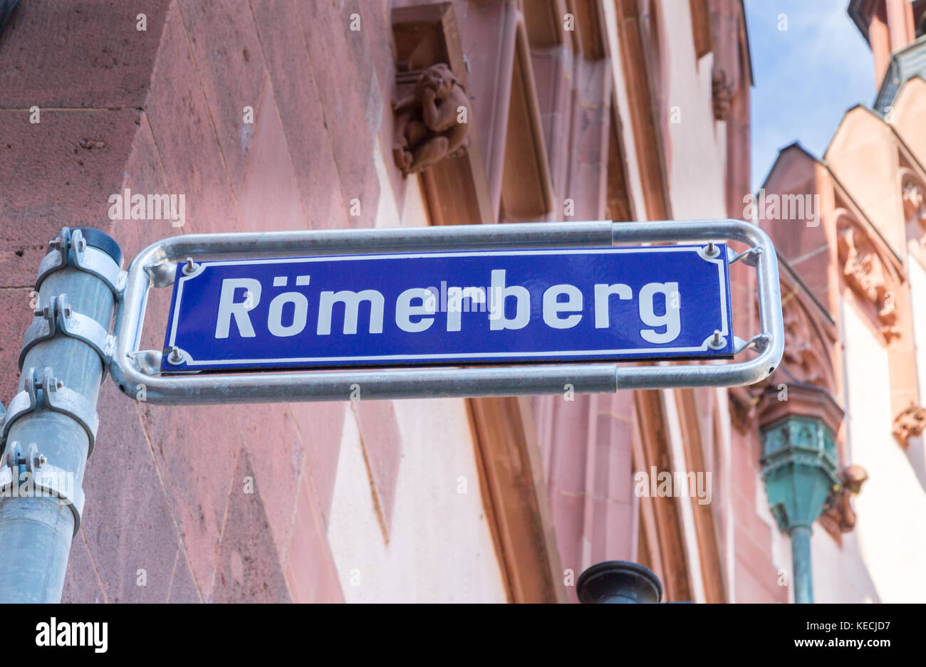 Roemerberg road sign in Frankfurt am Main Allemagne Hesse. Banque D'Images