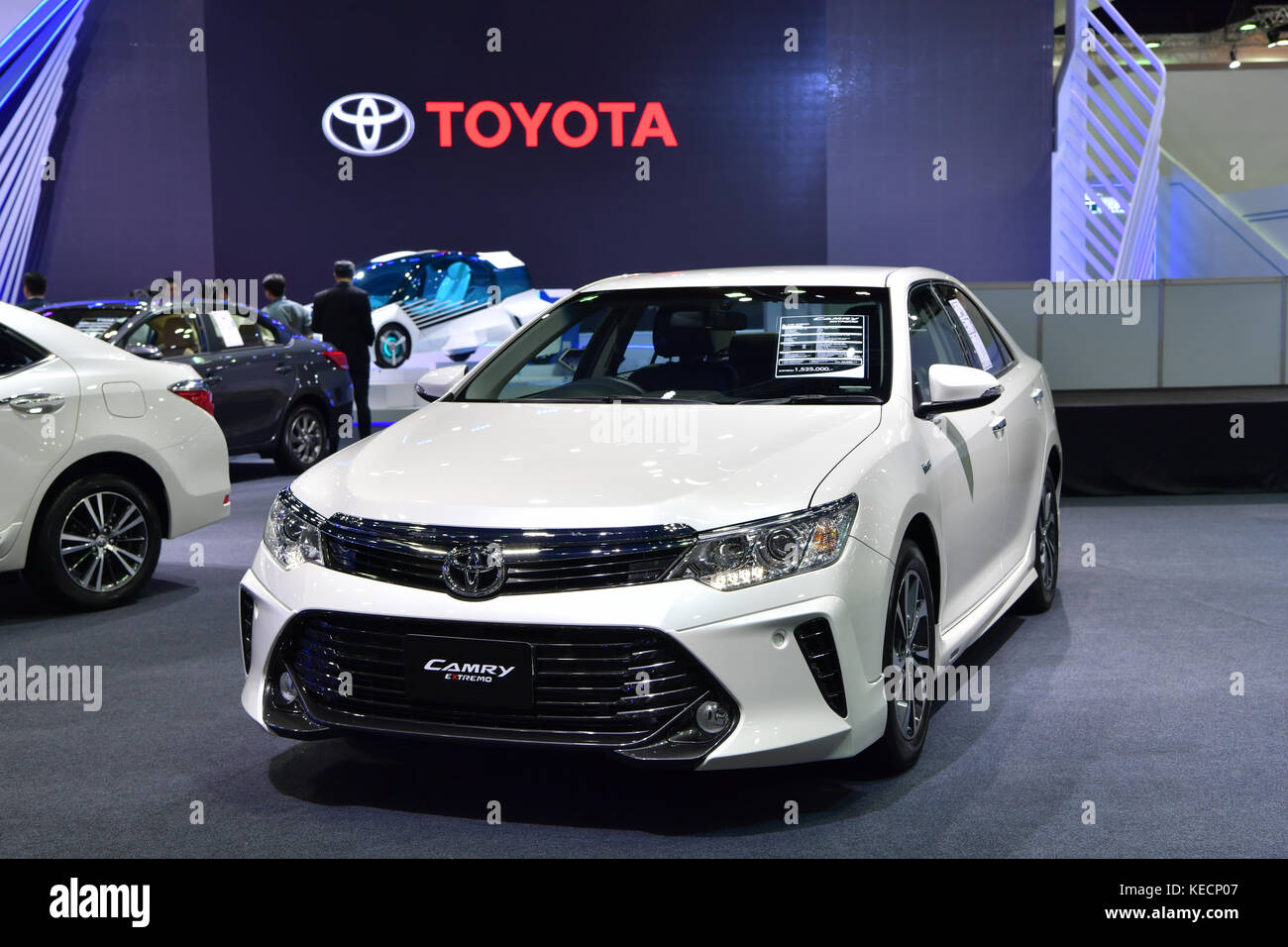 NONTHABURI - 28 MARS: Toyota Camry Extremo voiture exposée au 38ème salon international de Bangkok Thaïlande moteur 2017 le 28 mars 2017 Nonthaburi, TH Banque D'Images