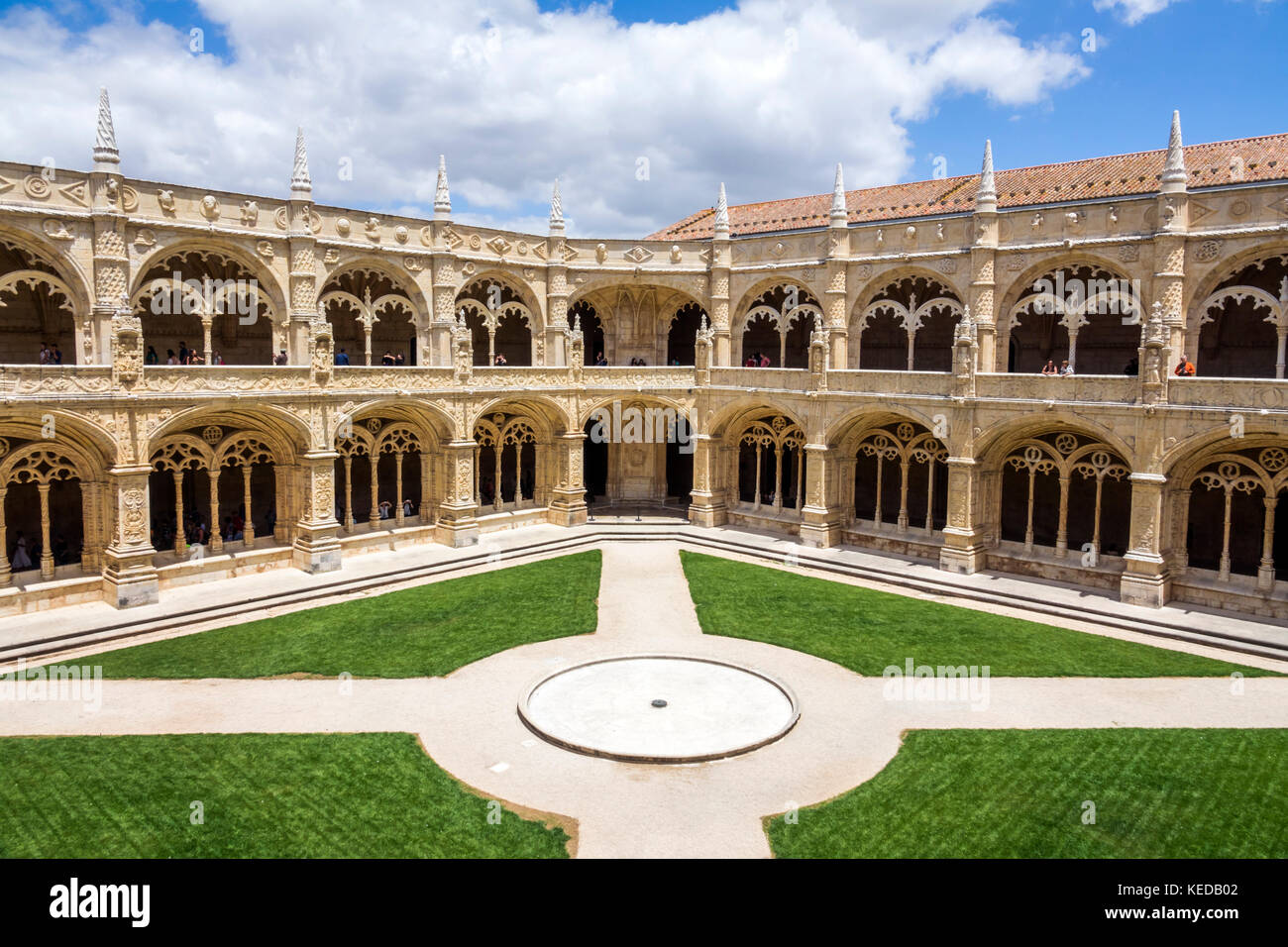 Lisbonne Portugal,Belem,Mosteiro dos Jeronimos,Monastère Jeronimos,Gothique,Manueline,architecture,site du patrimoine mondial de l'UNESCO,cloître,cour intérieure,HIS Banque D'Images